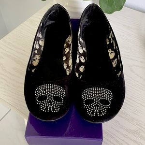 Steve Madden Rhine Stone Skull Flats-Original and adorable🦋